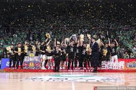 巴萨梅西关键助攻助球队获胜